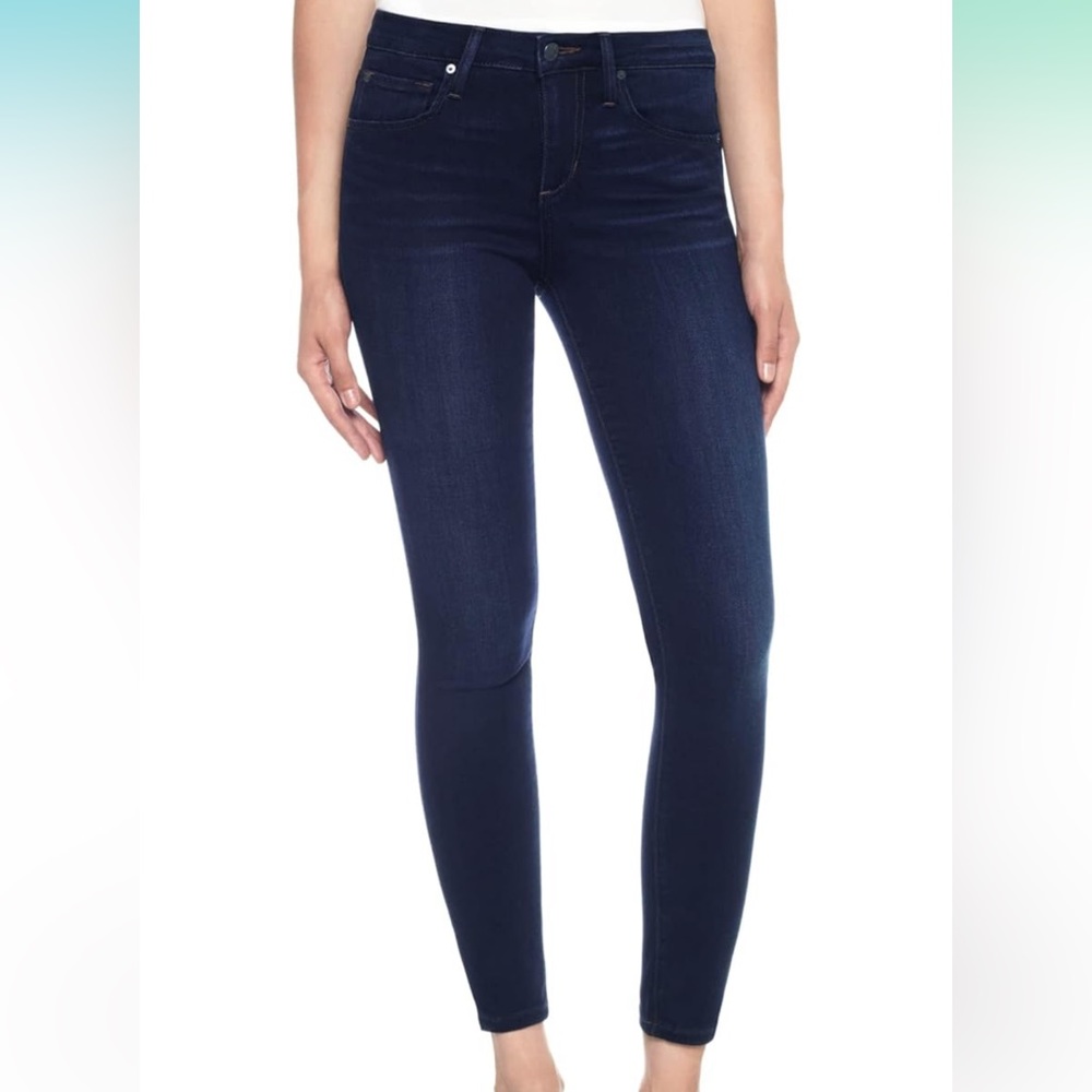 Size 28 Joe’s Jeans skinny ankle, dark denim, mid-rise waist, like new